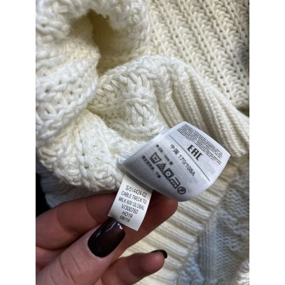 Gap White cable Knit Casual Minimalist sweater size XL - Picture 6 of 6